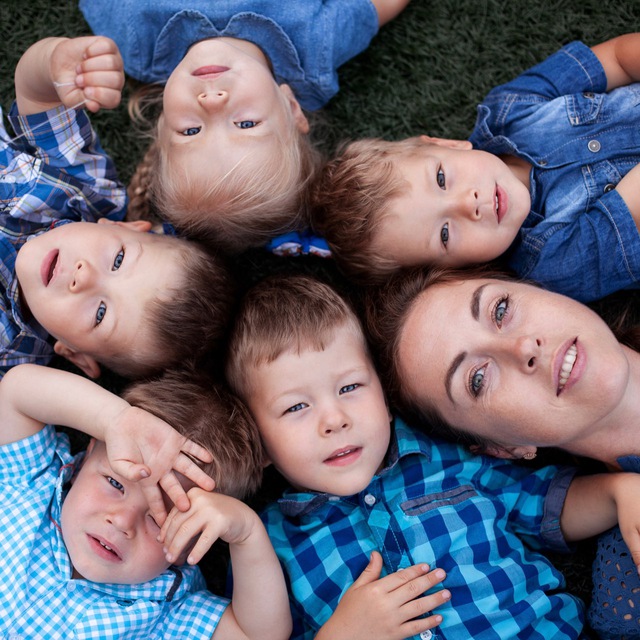 Пятерняшки